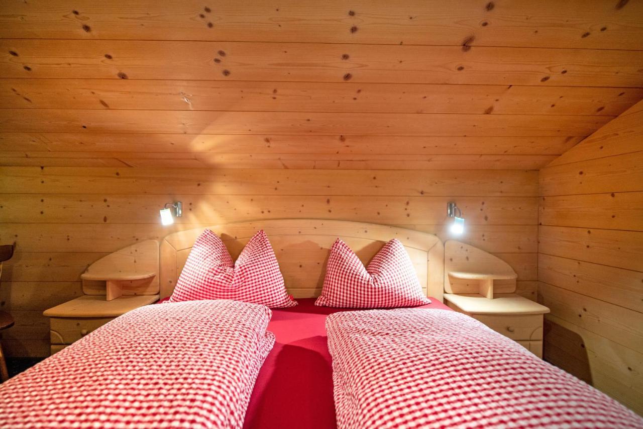 Agriturismo Apartments Tuene Ortisei Eksteriør bilde