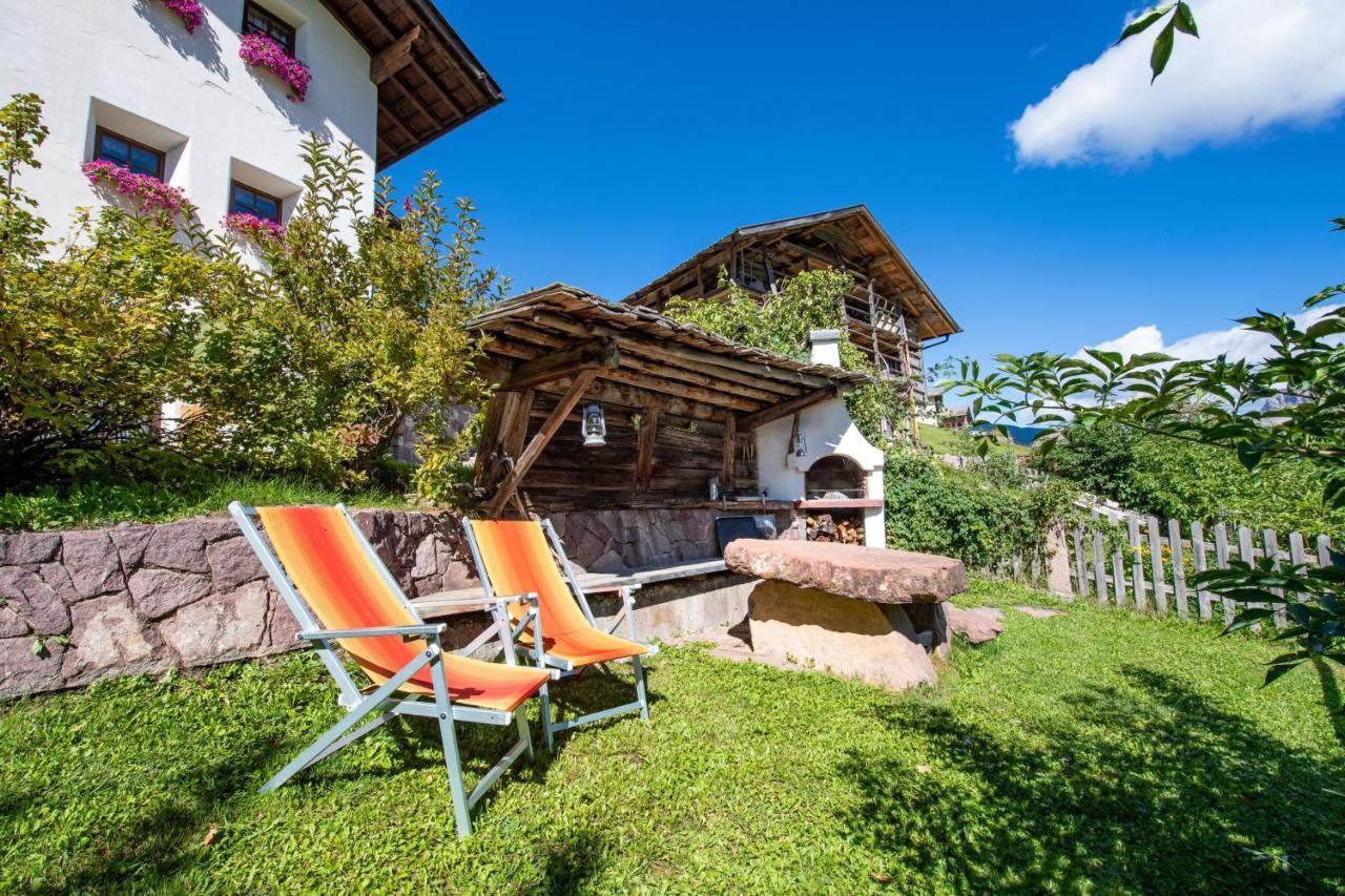 Agriturismo Apartments Tuene Ortisei Eksteriør bilde