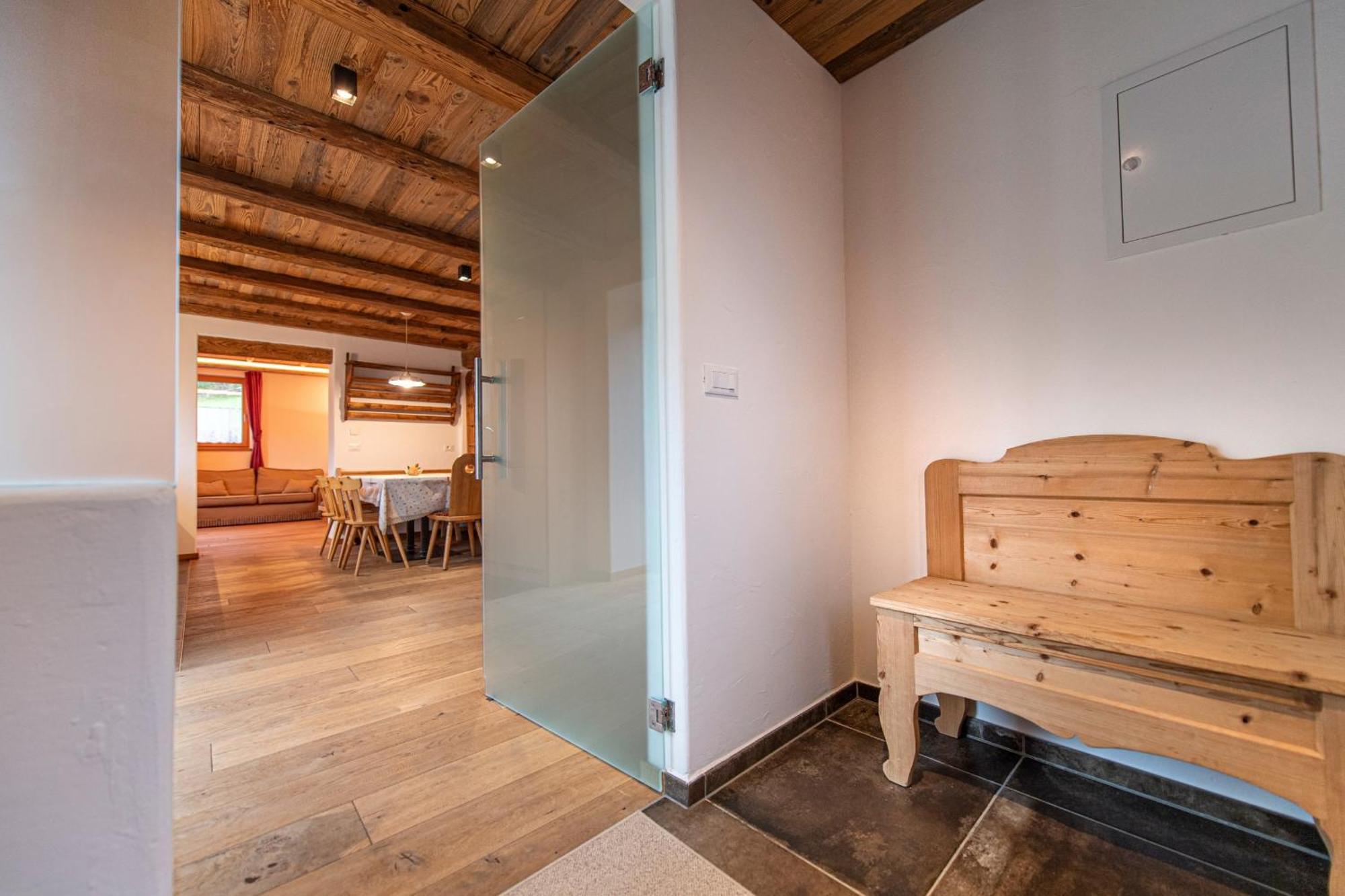 Agriturismo Apartments Tuene Ortisei Eksteriør bilde