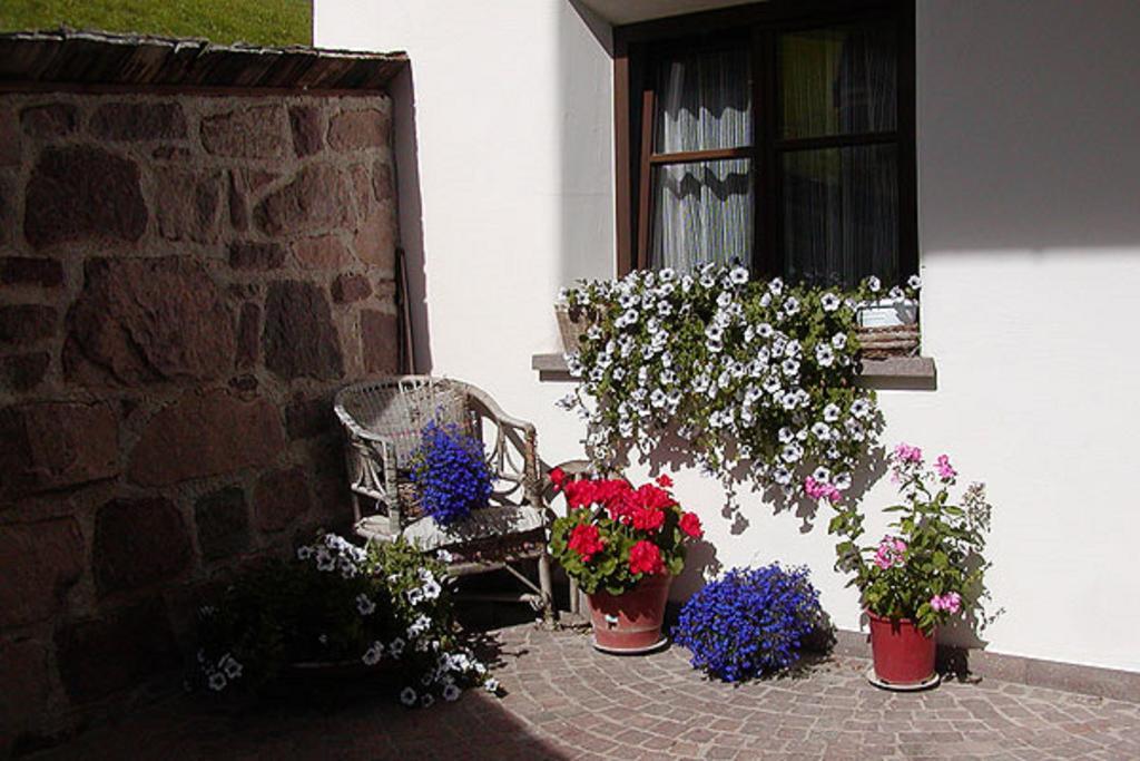 Agriturismo Apartments Tuene Ortisei Eksteriør bilde
